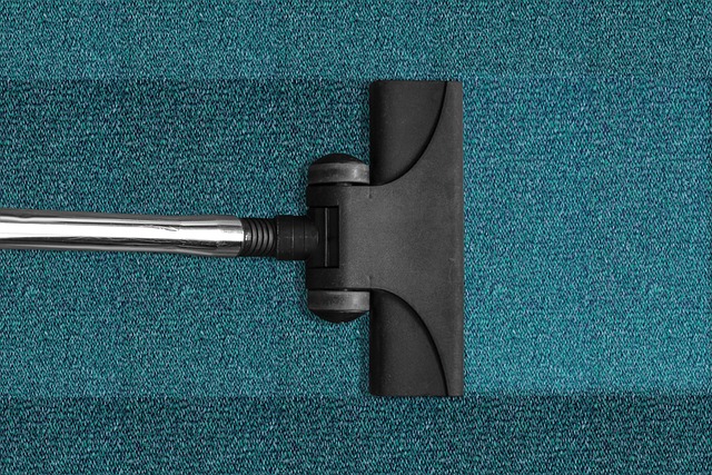 how to clean carpet with machine